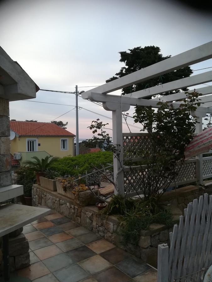 Apartment Neno - Terrace & Parking Lussingrande Esterno foto